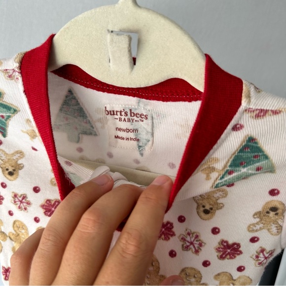 Burts Bees Baby Christmas Holiday Footie (x2) / Size Newborn - Picture 3 of 8